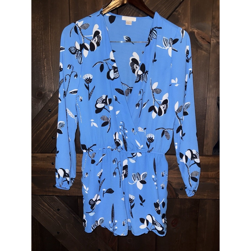 Finn & Grace Women's Blue Floral Print  Long Sleeve V-Neck Wrap Romper  Sz Small
